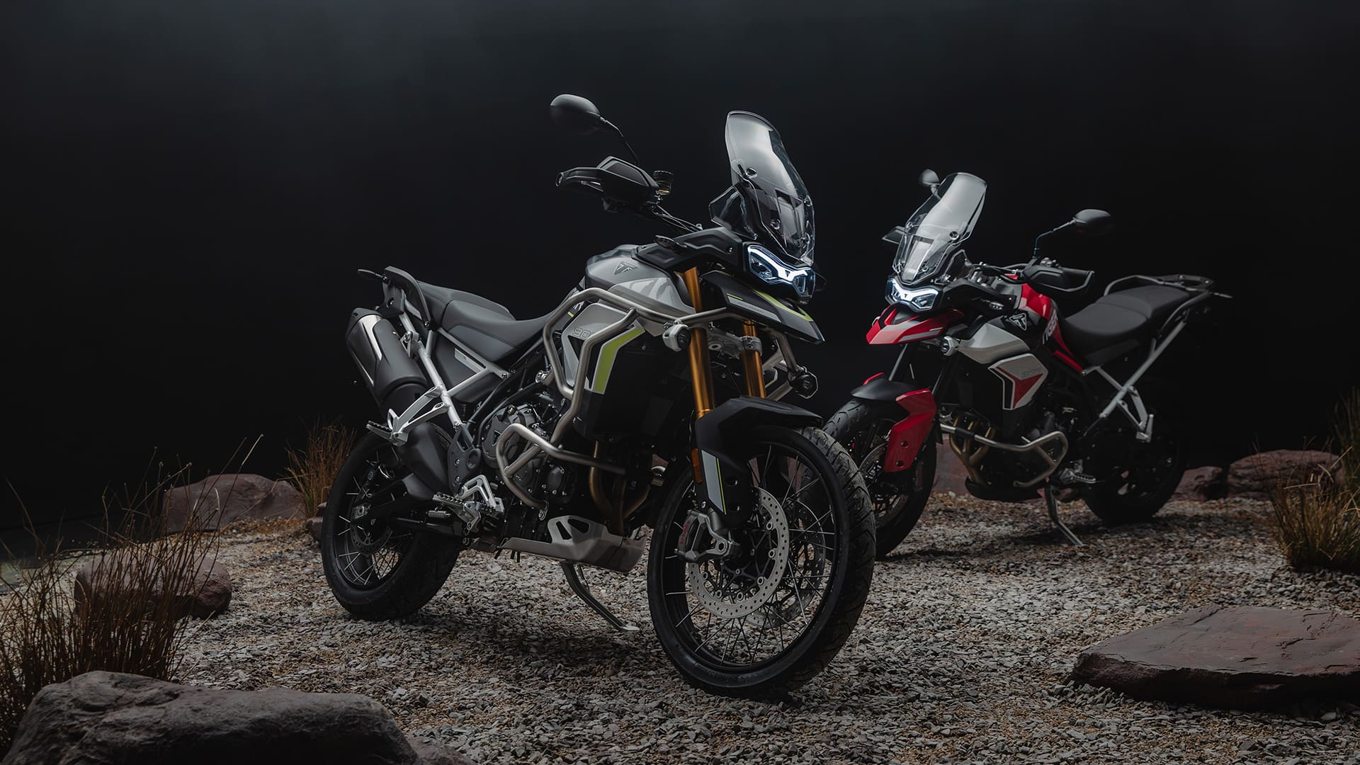 Triumph 900 adventure bike hotsell